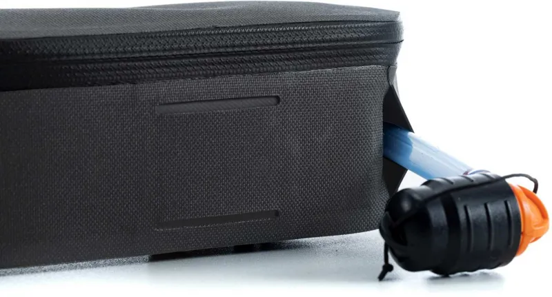 Acid Pack Pro 4 Frame Bag in Black-4